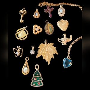 Bundle of 14 necklace pendants